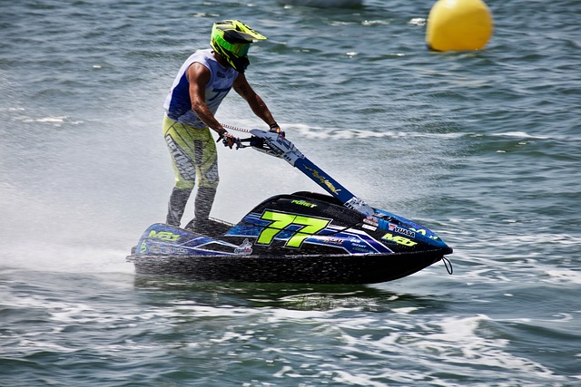 免追随并附 免追随并附